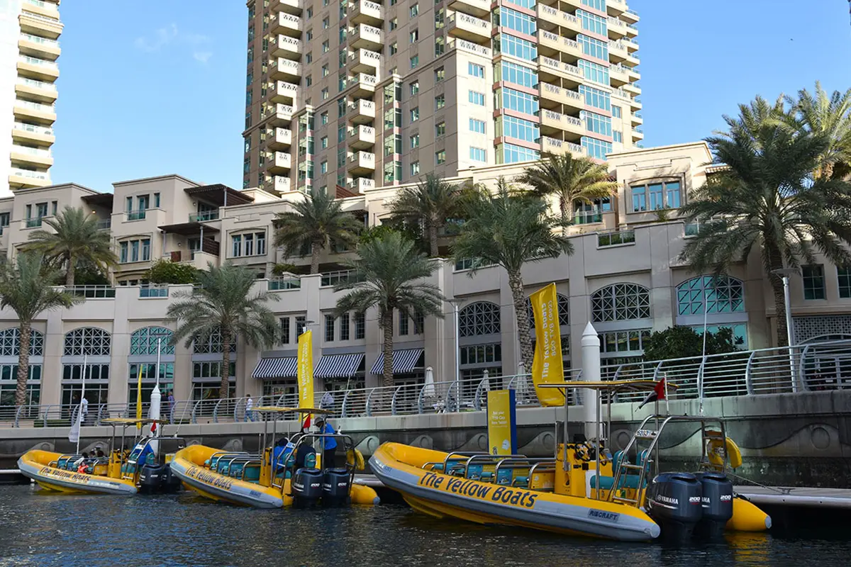 Yellow Boat tour in Dubai at the Dubai Marina